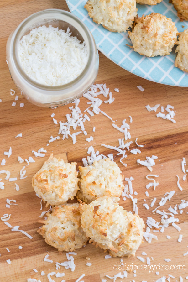 protein coconut macaroons