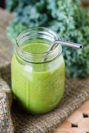 week 24: kale apple ginger detox smoothie | delicious by dre